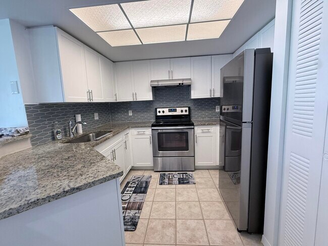 Photo - 4175 N Haverhill Rd Unit 918