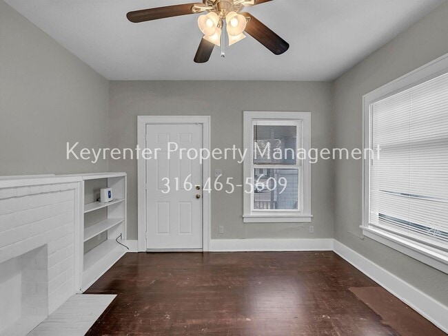 Photo - Charming 2 bedroom 1 bath Craftsman Duplex