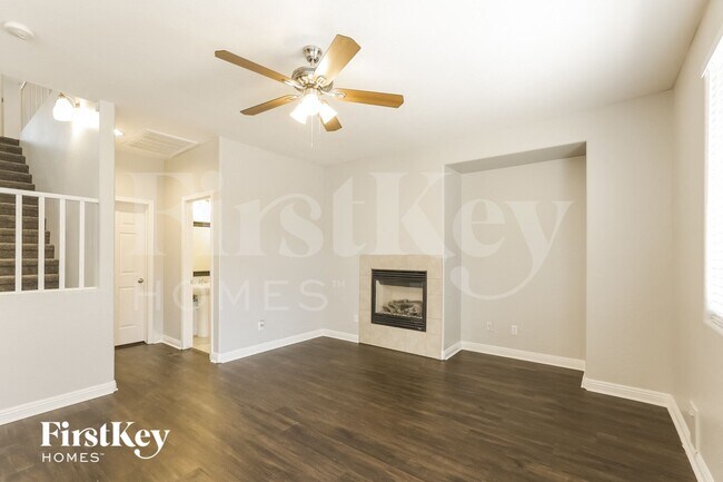 Photo - 1263 E Julian Dr