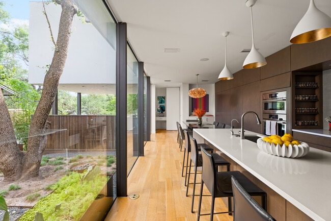 Photo - 2210 Westlake Dr Unit A