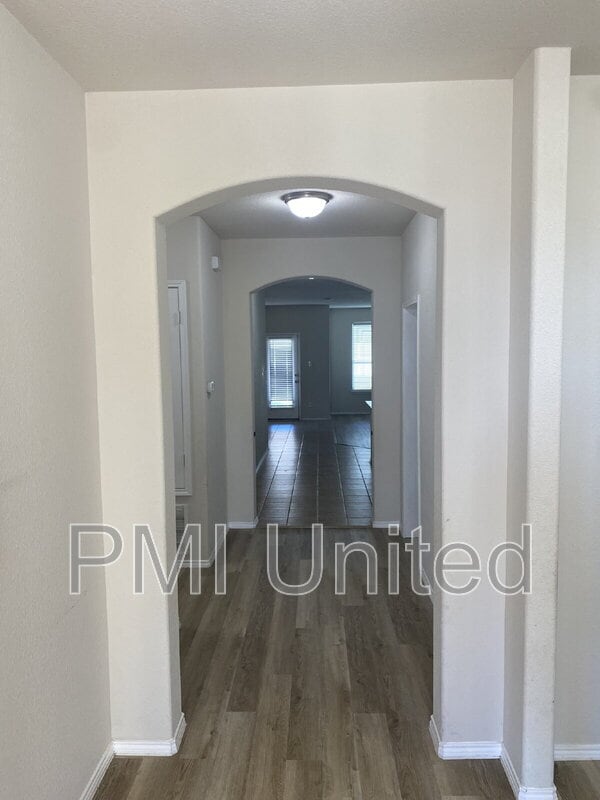 Photo - 9145 Blackstone Dr