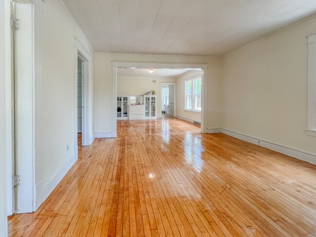 Photo - 1218 Bluff Ave