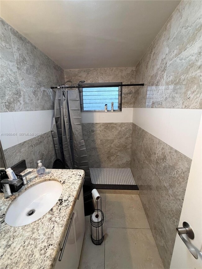 Photo - 1450 NE 170th St Unit 306