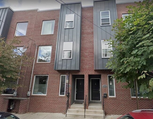 Photo - 515 Carpenter St Townhome