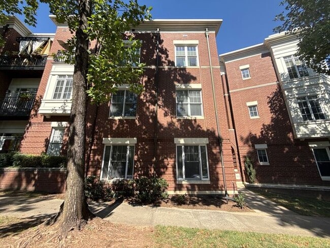 Building Photo - Condo in First Ward - T.R. Lawing Realty P...