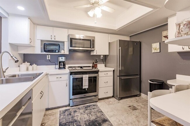 Photo - 1055 W Peppertree Dr Unit 805AA