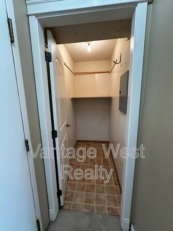 Photo - 3160-3160 De Montreuil Ct