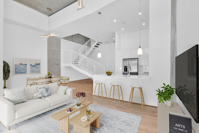 Building Photo - 300 S Australian Ave Unit 125