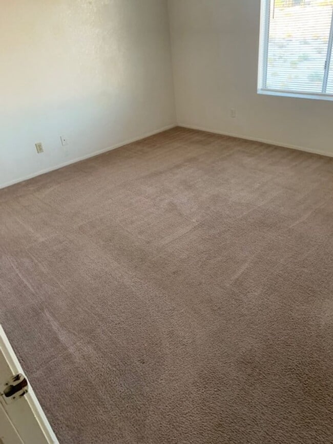 Photo - 2 bed 2 bath condo on 3rd floor Unit O301