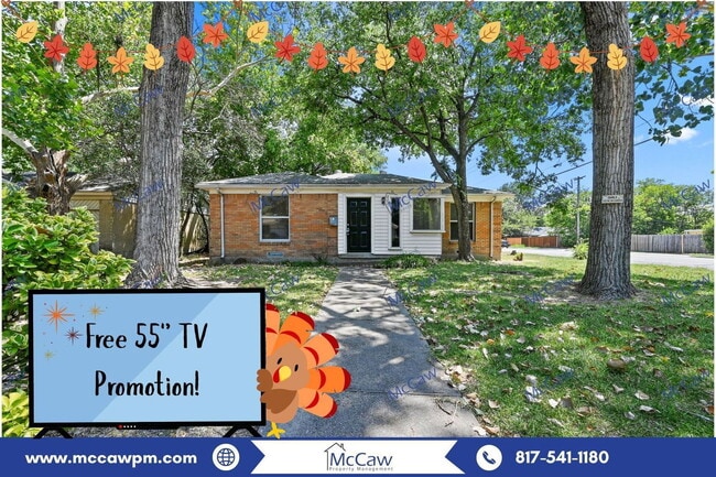 Building Photo - 2704 Highwood Dr