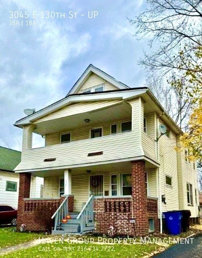 Building Photo - 3045 E 130th St Unit UP
