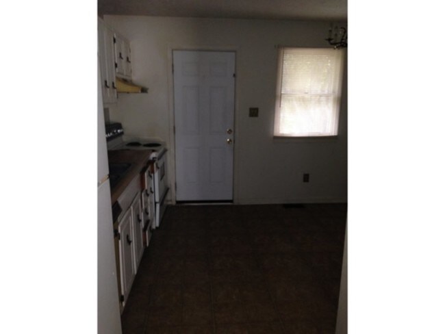 Photo - 1061 Strickland Bridge Rd.