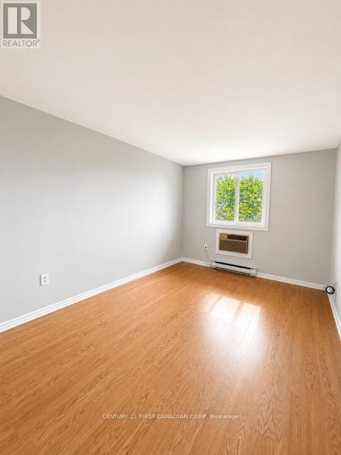 Photo - 1106 Jalna Blvd Unité 304