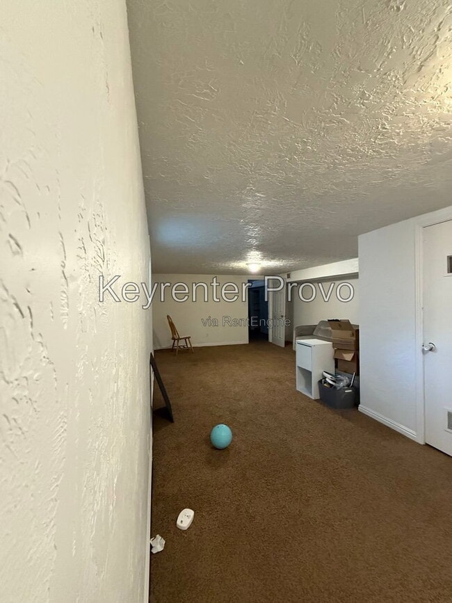 Photo - 149 N 1100 W St