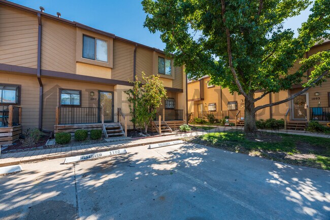 Photo - 2405 S Capri St