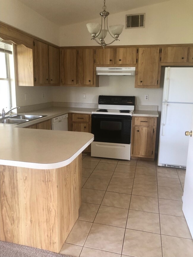 Cocina - 4109 SW 6th Pl