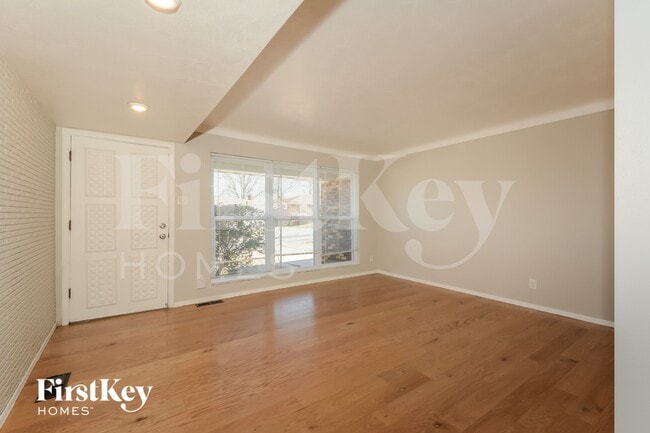 Photo - 4619 Villa Knoll Dr