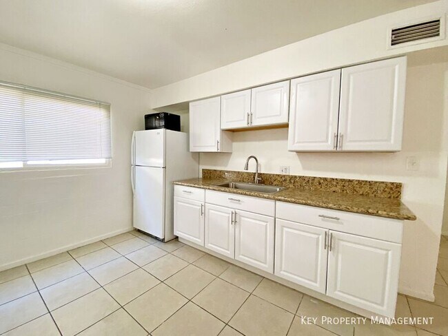Photo - 1904 Rexford Dr Unidad #2