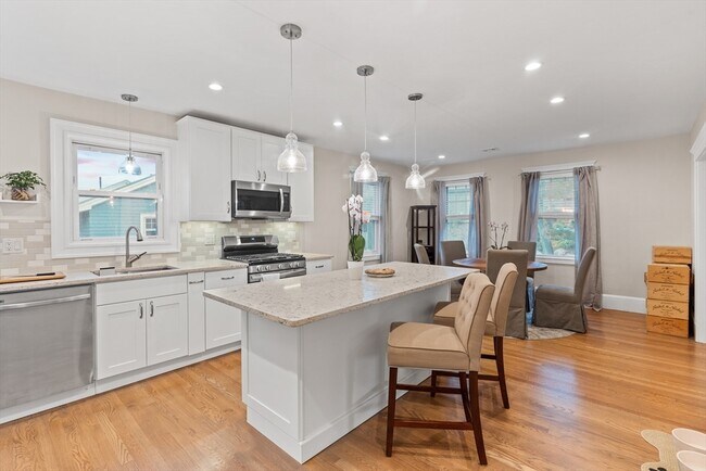 Photo - 14 Hood St Unidad B Rental