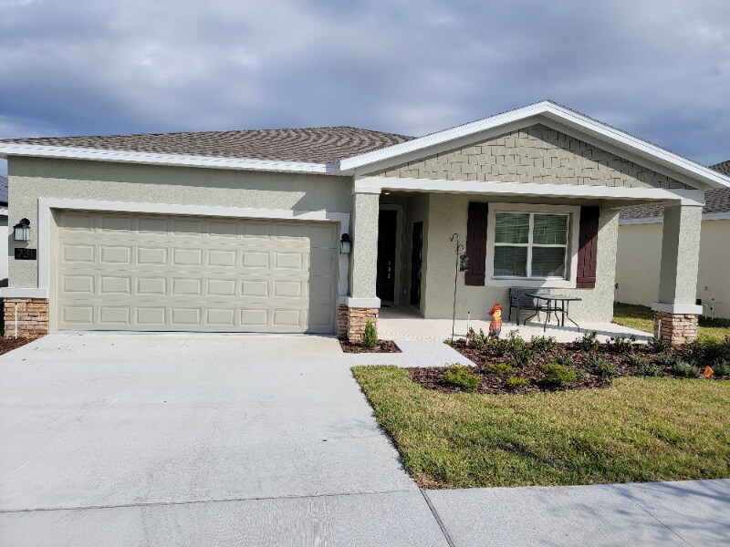 Photo - 731 Staffora St Casa