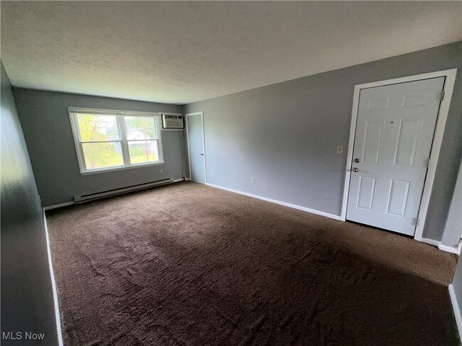 Photo - 929 Cook Ave Unit 4