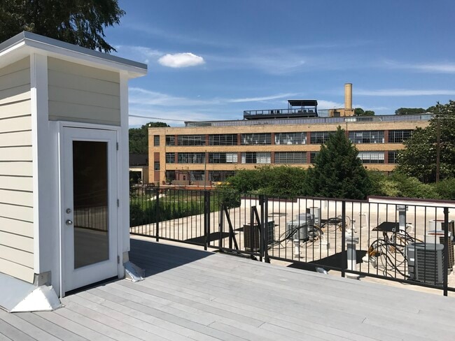794 Ralph McGill Blvd NE Unit 2