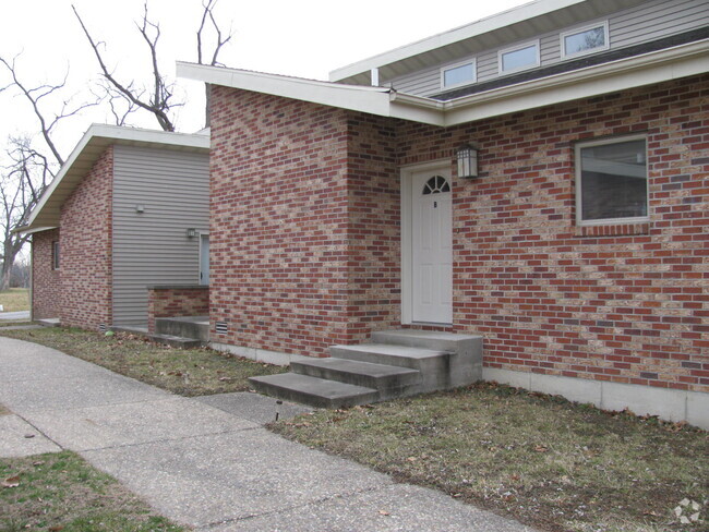 Building Photo - 1310 S Sheridan St Rental