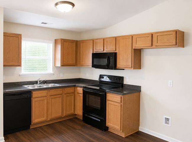 Photo - 27 Miller Park Cir