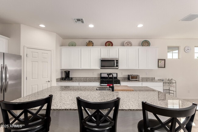 Photo - 5612 N 109th Ave