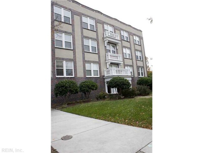 Photo - Ghent Unidad 2