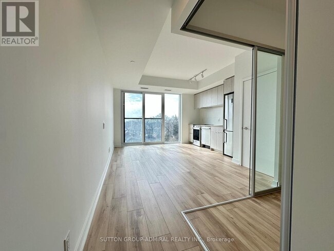 Photo - 1660 Bloor St W Unité 807