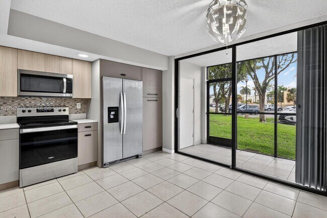Photo - 8065 SW 107th Ave Unit 106