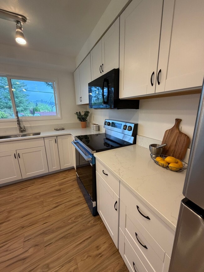 Photo - 11835 SE Valley View Terrace