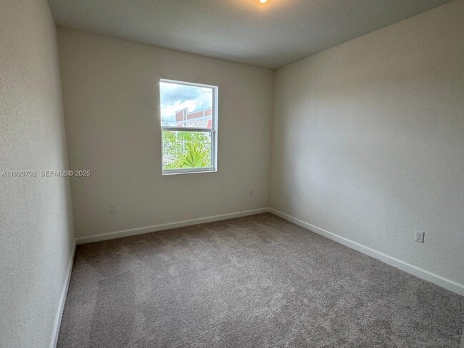 Photo - 18402 SW 2nd St