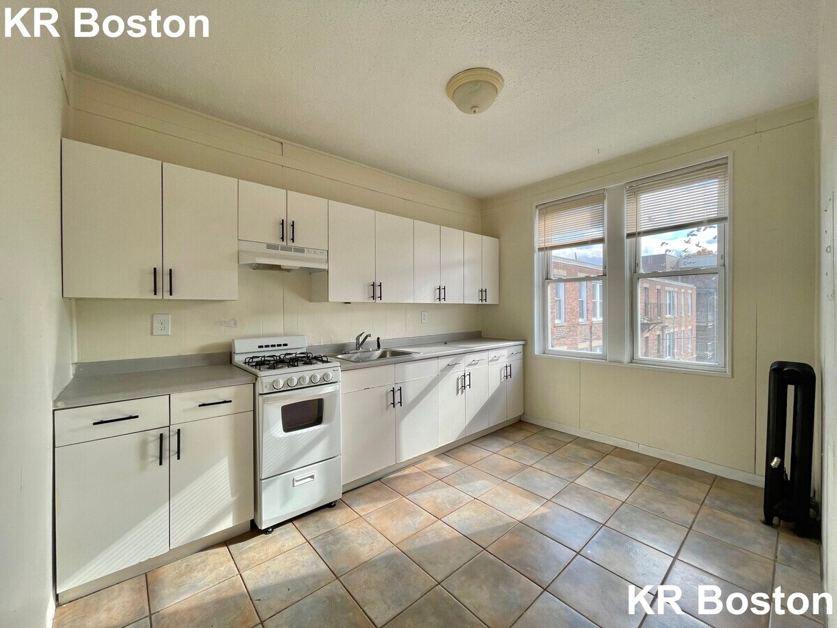 Photo - 520 Cambridge St Unidad 2