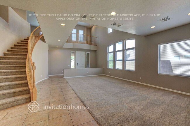 Photo - 2542 Findlater St