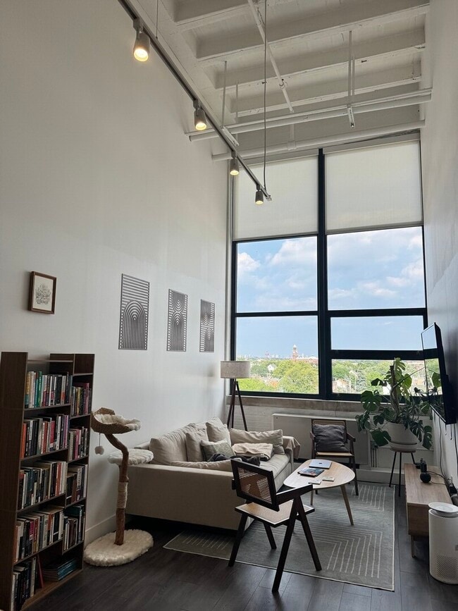 Photo - 4000 W Diversey Ave Unit 517