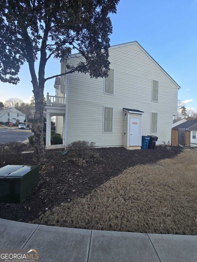 Photo - 1090 Kilmington Ct