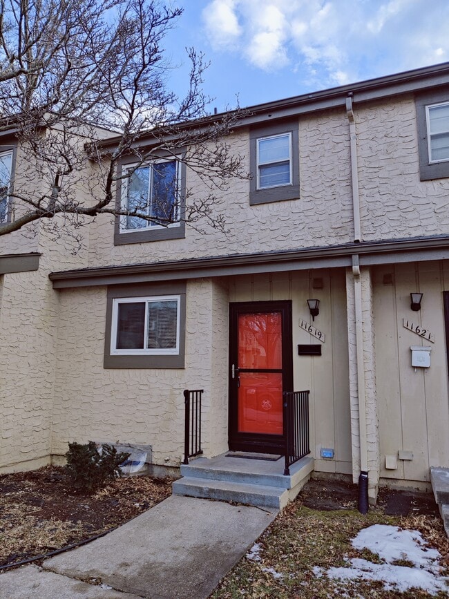 Building Photo - 11619 Richmond Ave Rental