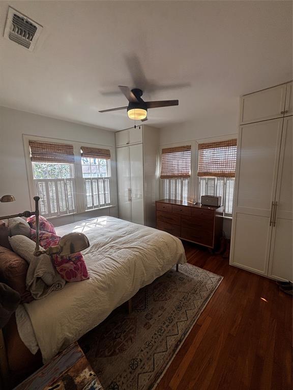 Photo - 917 E 39th St