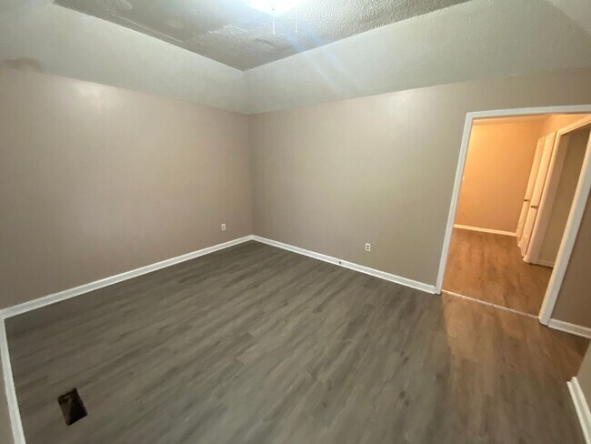 Photo - Birmingham/East Lake