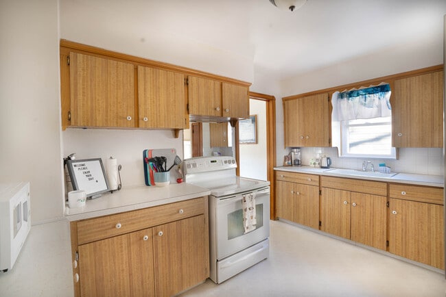 Photo - 6069 W 54th St