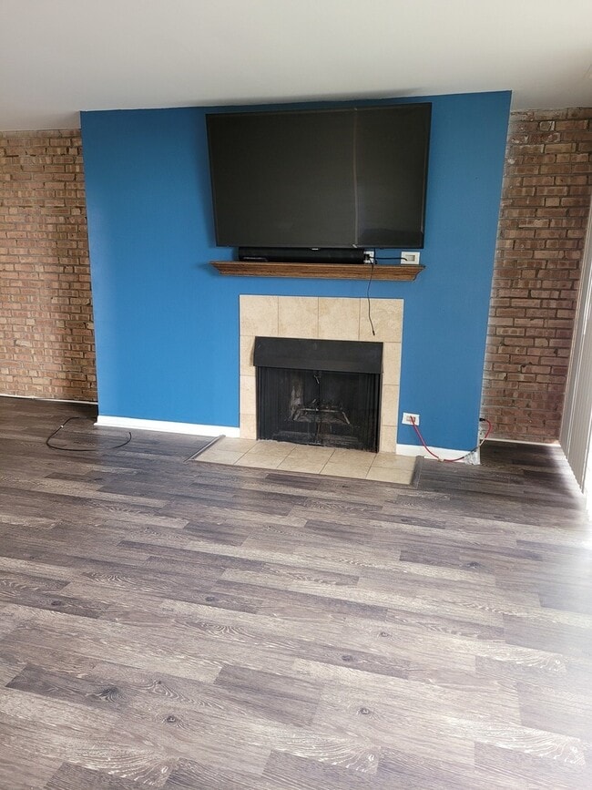 Photo - 6010 Oakwood Dr Unit 5B