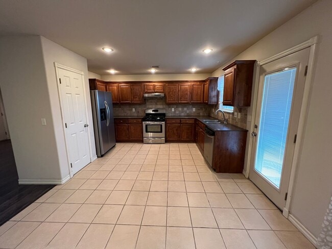 Photo - 3 Bedroom, 2 Bath Home on a Quiet Cul-de-Sac