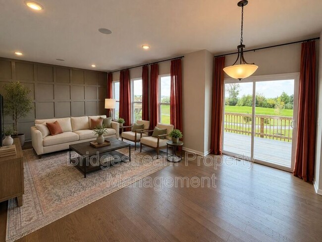Photo - 3032 Wellington Ln