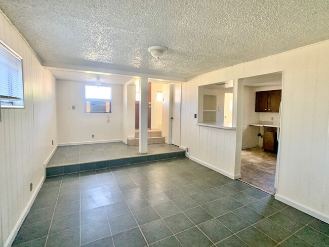 Photo - 905 9th Ave Unit 905 1/2