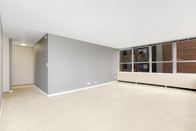 Photo - 655 W Irving Park Rd Unit APT 317