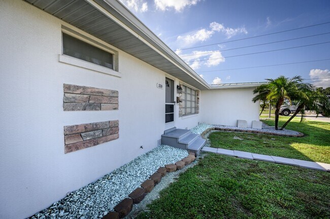 Photo - 330 Harvey St