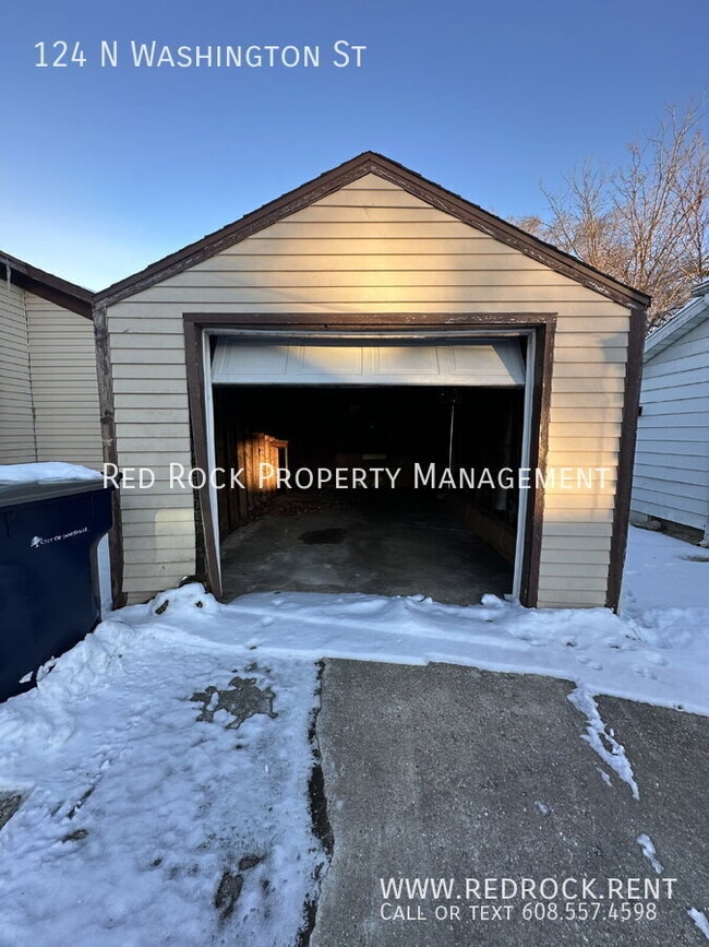 Photo - 124 N Washington St