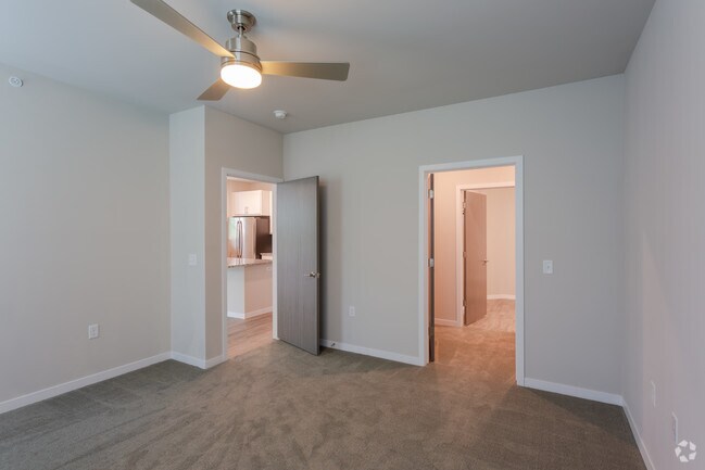 Stagecoach Trail Apartments